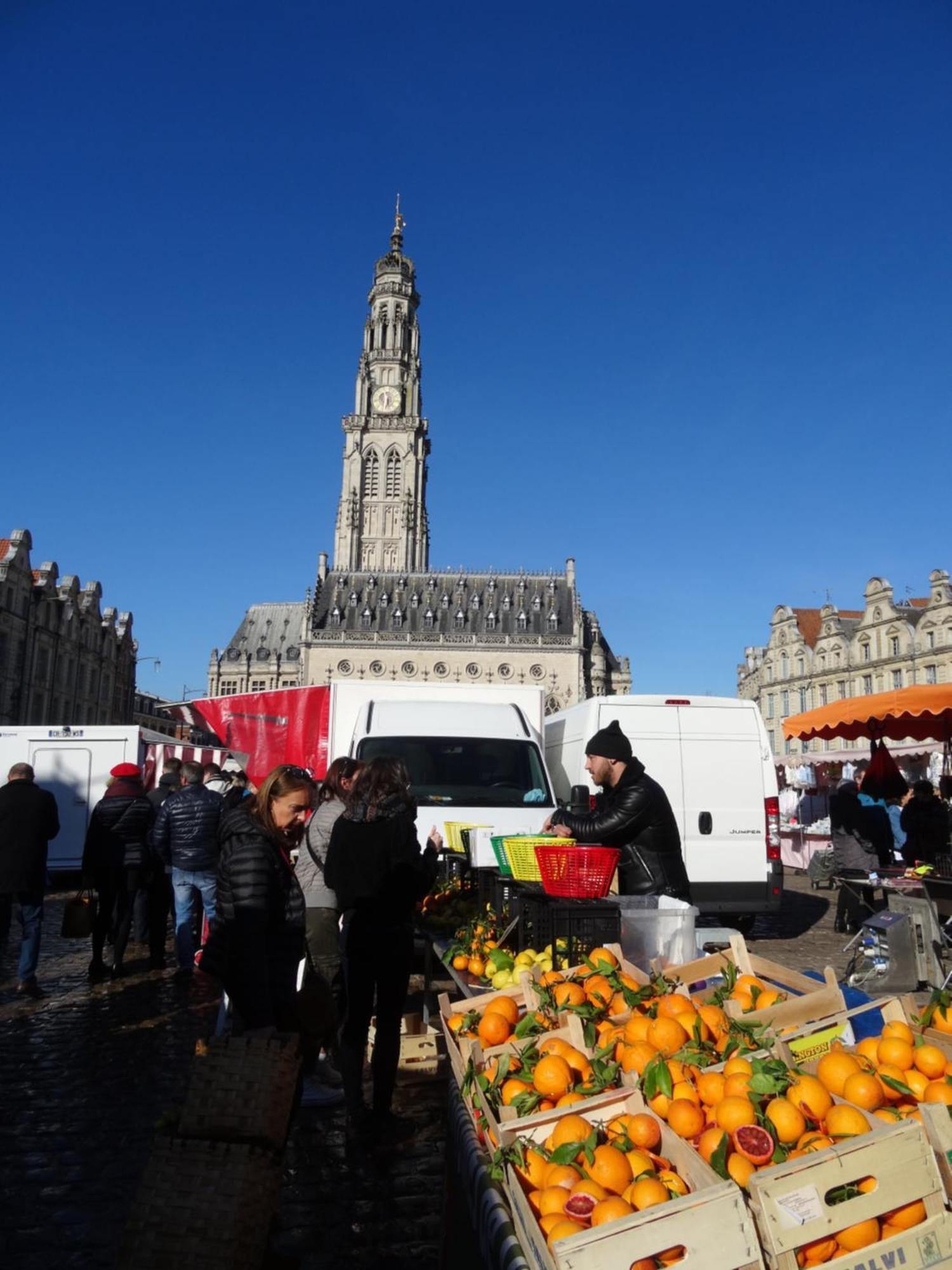 Appart Pop 1 Centre Ville Calme Avec Parking Arras Exterior foto